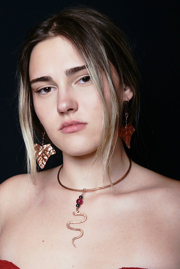 Serpentina Rossa – Handmade Copper Snake Pendant with Red Stone Beads