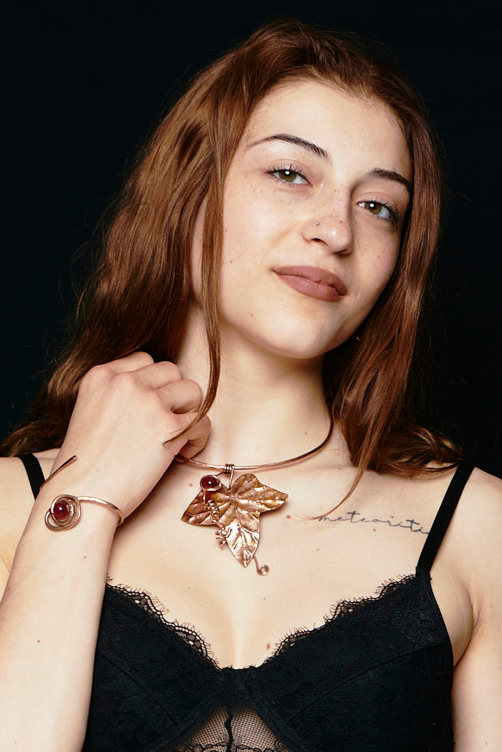 Vite Rossa – Copper Parure Inspired by the Vine