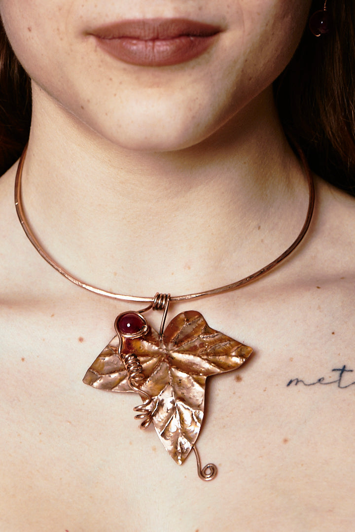 Vite Rossa – Copper Parure Inspired by the Vine