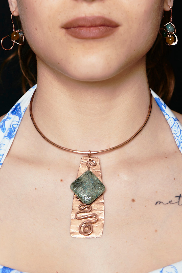 Gioco Minerale – Copper Parure with Green Stone and Spirals